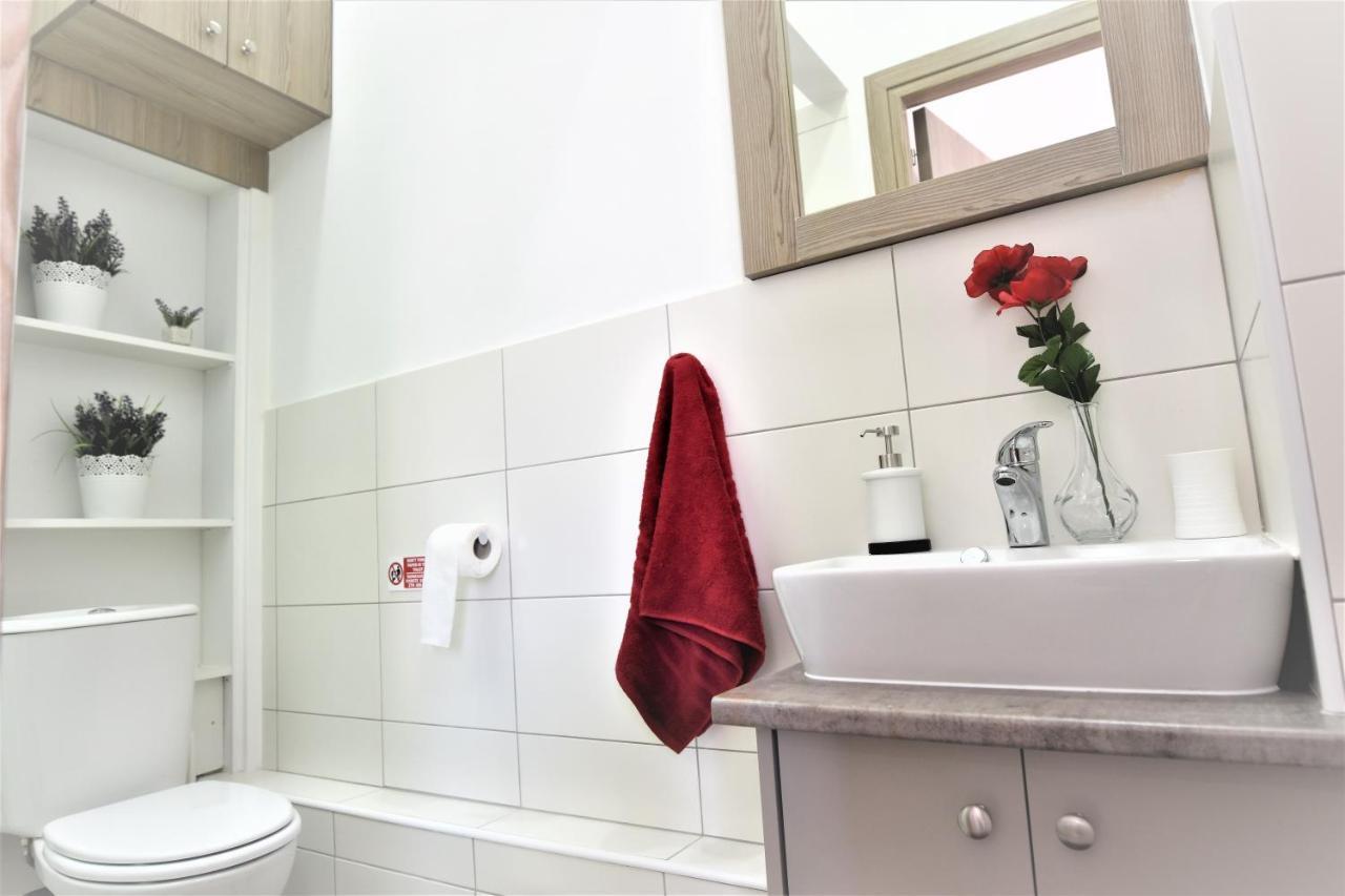Gregorys Holiday Apartment لارنكا المظهر الخارجي الصورة